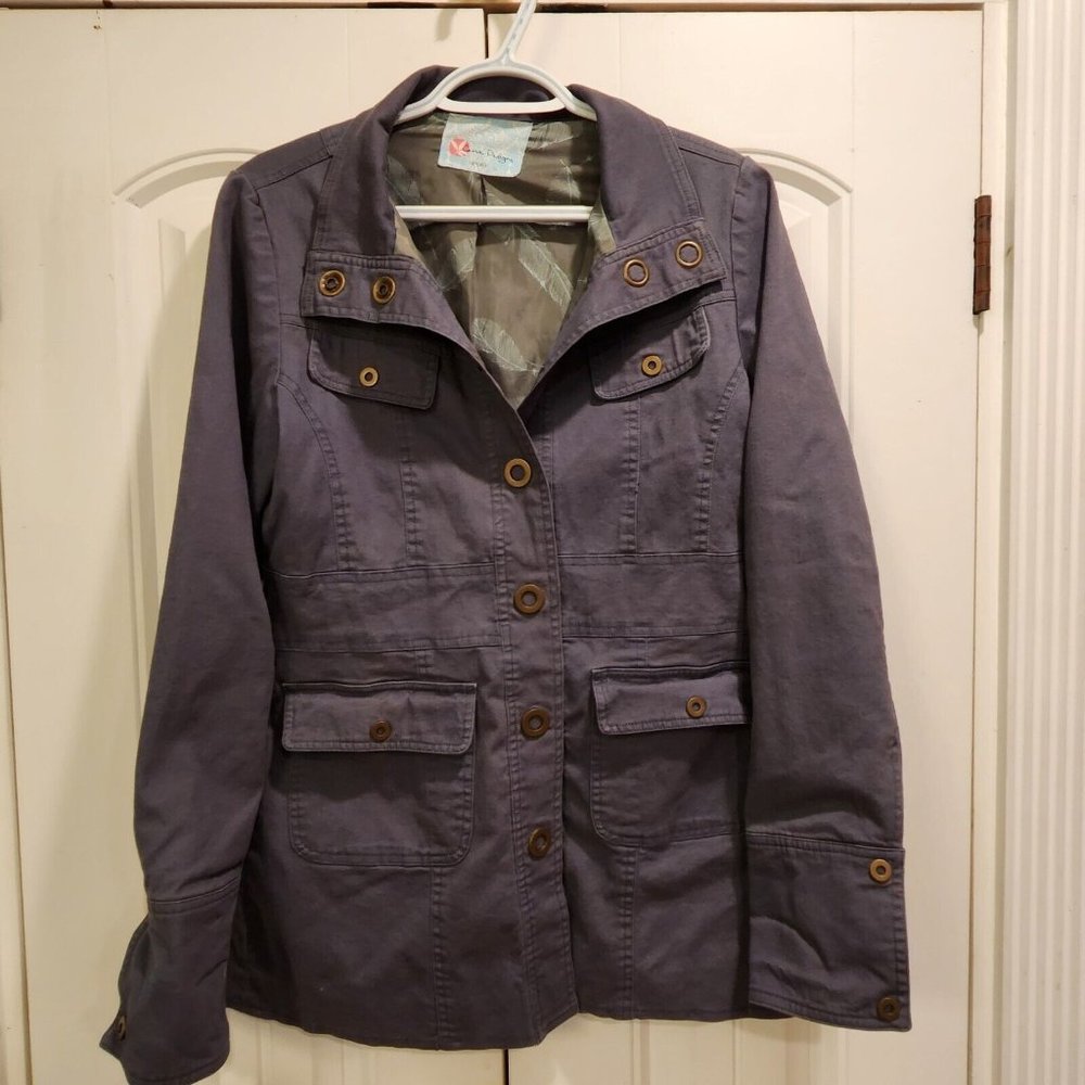 CARVE DESIGNS green military snap button peacock embroidered jacket M